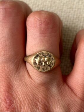 Banana Republic gold-tone signet ring
